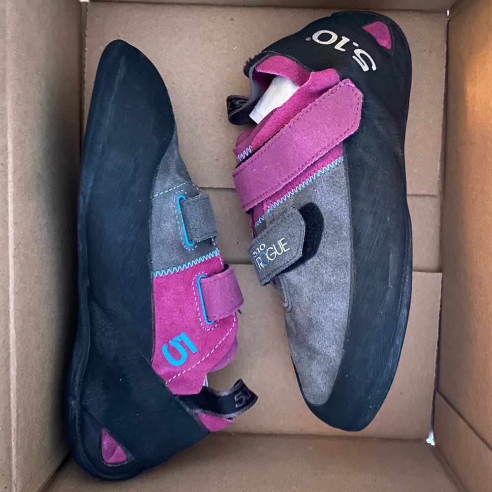 Five Ten 5:10 climbing shoes - brand new